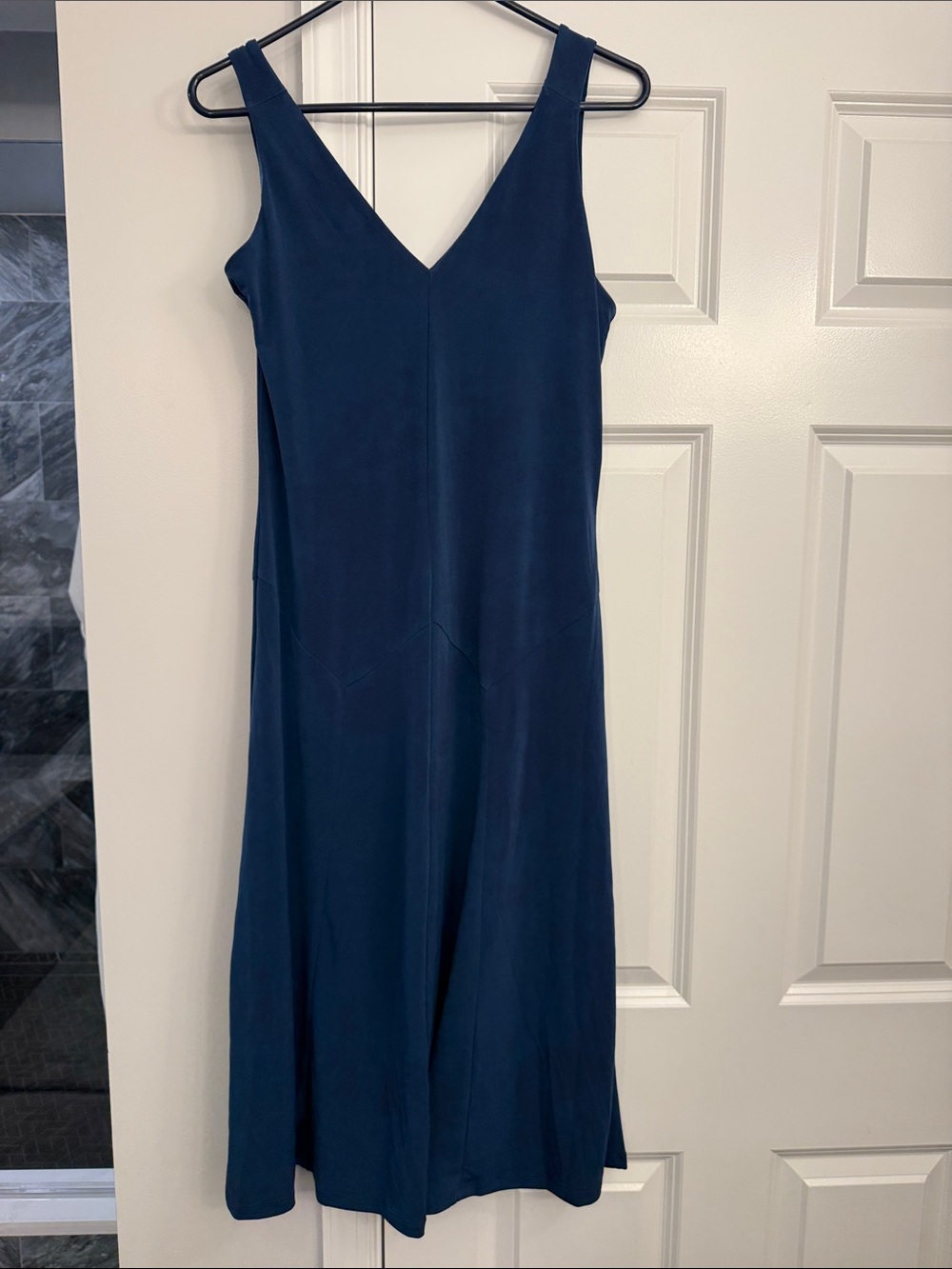 Banana Republic Factory Deep Navy V-Neck Midi Dress